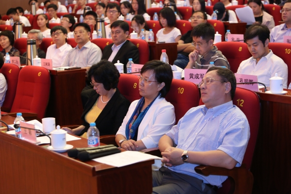 不论是导师还是学生，国科大未来技术学院都将实行动态进入和退出机制，学生有选择专业和导师的自主权，有选择研究方向和课题的自由