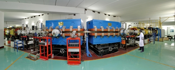 资料图片:兰州重离子加速器冷却储存环实验环隧道 资料图片:兰州重离子加速器冷却储存环实验环隧道