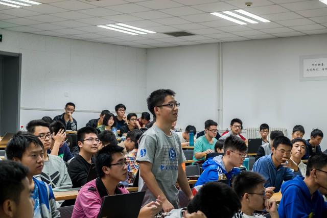 同学现场提问