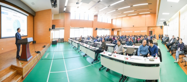 　　2017年1月10-11日，生物物理研究所召开了2016年度PI学术年会。徐涛所长、汪洪岩书记、许瑞明副所长、刘力副所长、孙命副所长、高光侠副所长等所领导，研究组长和青年科研骨干，以及各管理支撑部门共200余人参加了此次年会，中科院前沿科学与教育局沈毅处长应邀出席。