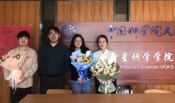 驻校辅导员用心意和汗水书写“坚守日记”