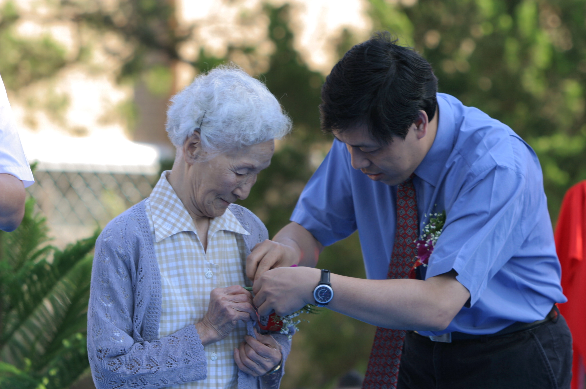 2004年9月李佩先生出席中国科学院研究生院开学典礼.jpg