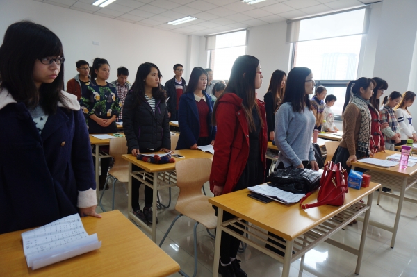 学园三450教室是大家常来排练的地方