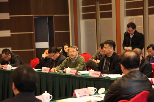 吴金水在会上发言