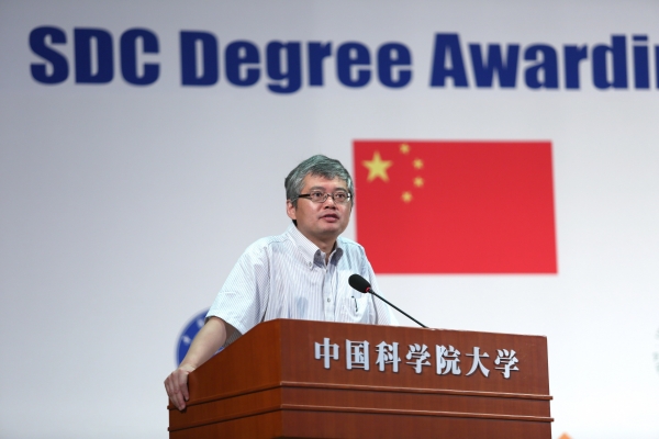 中丹学院迎来首批中外双博士学位毕业生